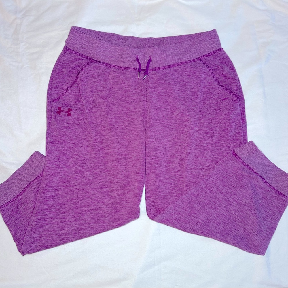 Under Armour Fuschia Athleisure Capris